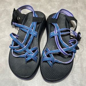 Women’s size 10 chaco sandals - like new only worn a couple times
